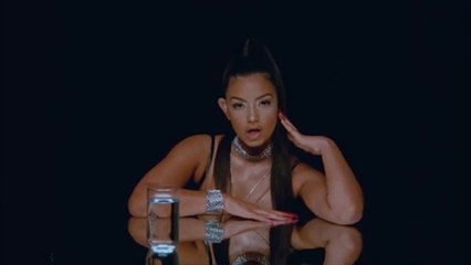 Liyah (Les Anges 11) : elle sort son nouveau clip et un détail sur son physique choque !