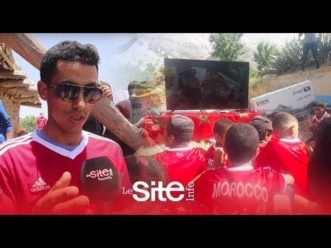 الأطفال الذين تابعوا مباراة المنتخب من الهاتف يتوصلون بتلفاز ومساعدات من بنعطية وحكيمي و المحمدي .