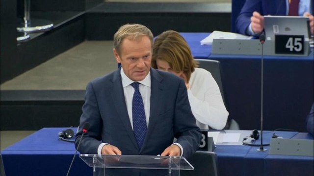 UE : Tusk vante le choix d'Ursula Von der Leyen