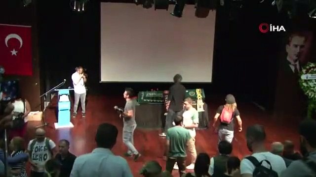 Küçük İskender için Akatlar Kültür Merkezi’nde tören düzenlendi