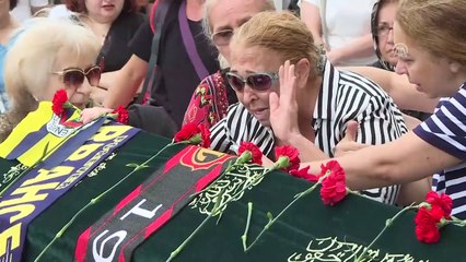 Küçük İskender, son yolculuğuna uğurlandı - İSTANBUL