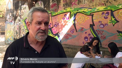 "Adopte un alumno": clases para todos en las plazas de Rio de Janeiro