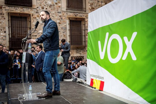 Tertulia de Federico: ¿Dónde está Abascal? ¿Qué se espera de Vox?