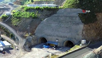 Türkiye’nin En Uzun 3. Tünelinde Kazı Çalışmaları Tamamlandı