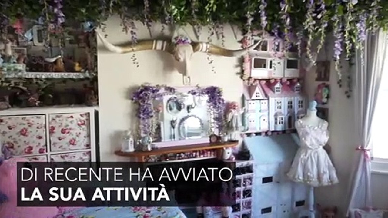 Questa streamer innova e vende l’acqua del suo bagno 3700