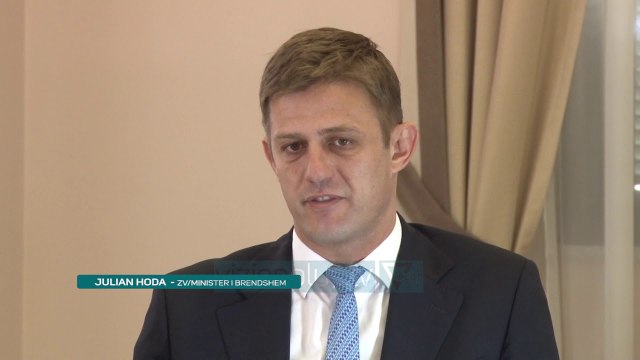 Nis vetingu tek policët, të parët punonjësit me gradë të lartë - News, Lajme - Vizion Plus