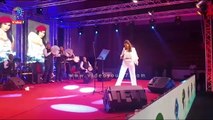 أمينة تتألق في أولى حفلاتها بـ مهرجان الطائف بالسعودية (فيديو)
