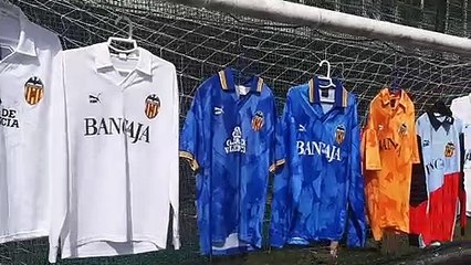 Todas las camisetas del Valencia de Puma