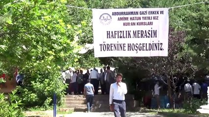 "İlgisiz bıraktığımız gençler kör ideolojilerin eline düşer"
