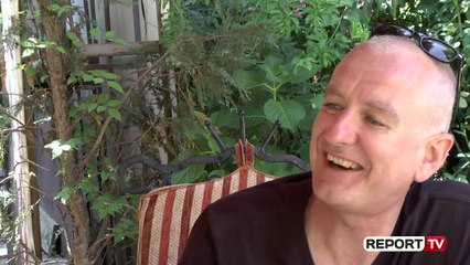 Report TV -Intervista me Helidon Gjergjin ' Tre vepra arti për kufijtë'