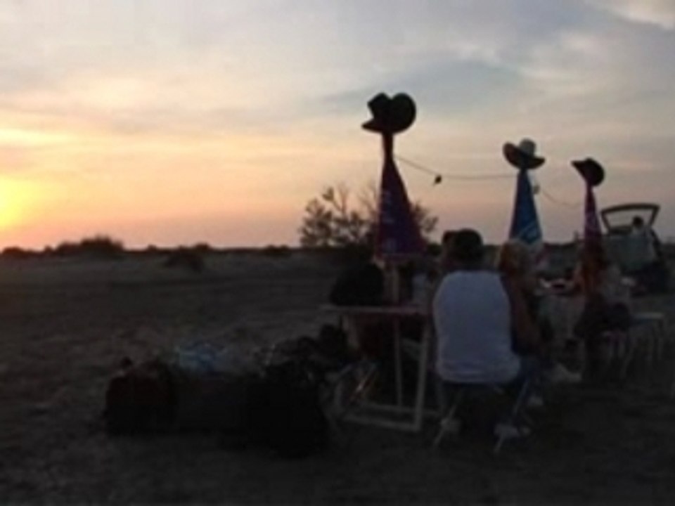 Bivouac sur les plages de Camargue à cheval