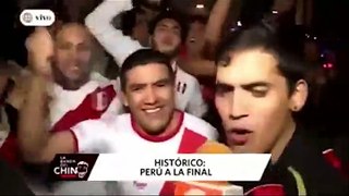 Le roban celular a hincha tras victoria de Perú y este tiene peculiar reacción