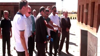 Vali Öksüz, Ani Ören Yeri'ni inceledi