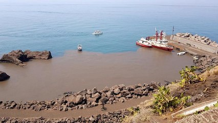 Überall Asche: Stromboli nach dem Vulkanausbruch