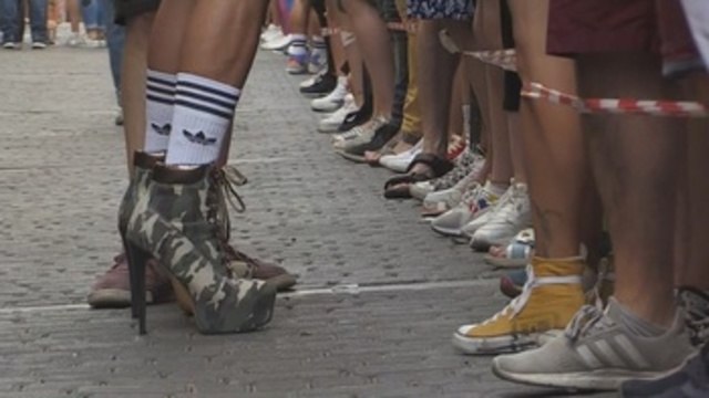 Carrera de tacones contra la homofobia en Madrid