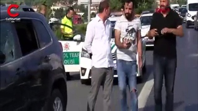 TEM'de kaza! Kalp krizi geçirdi, 7 araç birbirine girdi