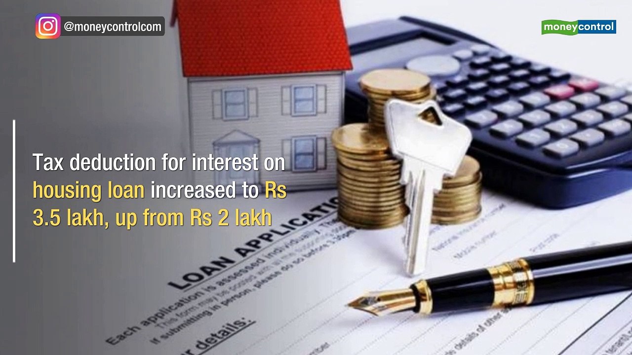 Budget 2019: PAN, Aadhaar interchangeable for filing ITR, says FM Nirmala Sitharaman