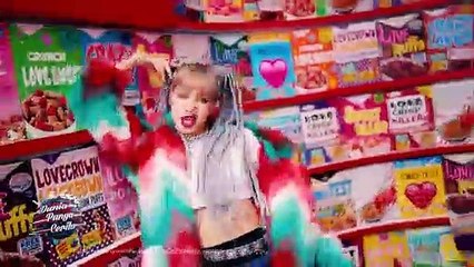 DUNIA PUNYA CERITA - Youtube Pribadi Lisa "BLACKPINK"Tembus 1 Juta Subscriber