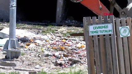 BURSA Uludağ'daki kirlilik, karlar eriyince ortaya çıktı