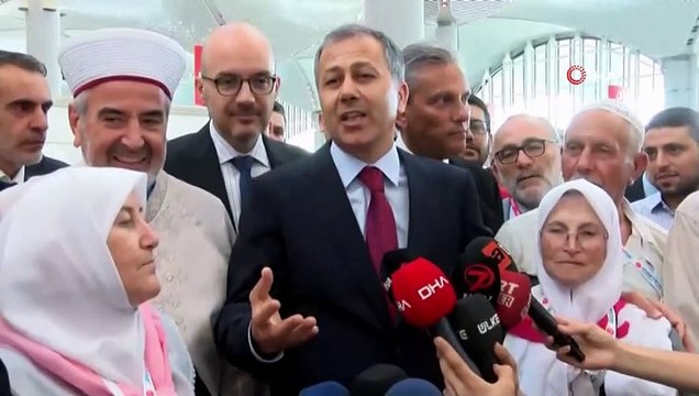 İlk Hac Kafilesi Dualarla Kutsal Topraklara Uğurlandı