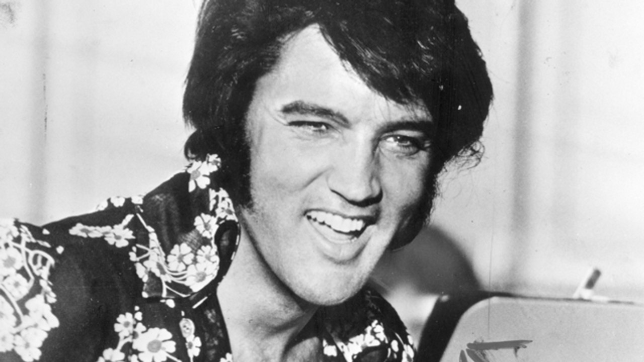 Famosos con muertes extrañas