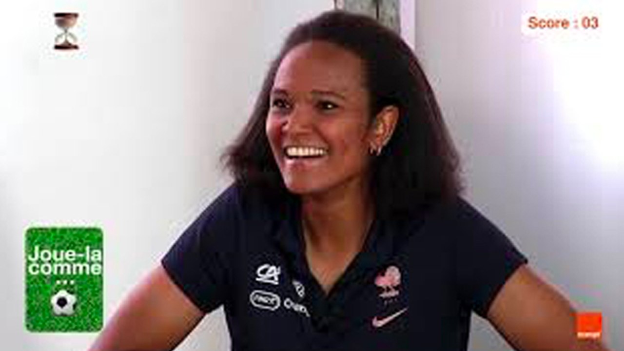 Wendie RENARD Amel MAJRI Joue-la comme  Team Orange Football #TeamOrange