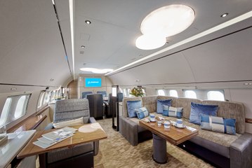 Un jet Boeing "business" aménagé à Bâle-Mulhouse