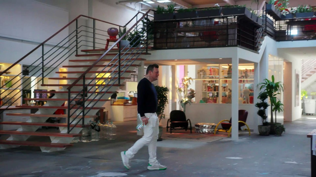 Savoir-faire : les secrets de confection du sac Louis Vuitton par l'artiste Urs Fischer - Atelier