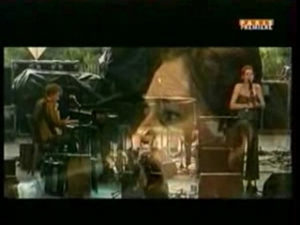 Yann Tiersen-live aux eurock rue de cascades