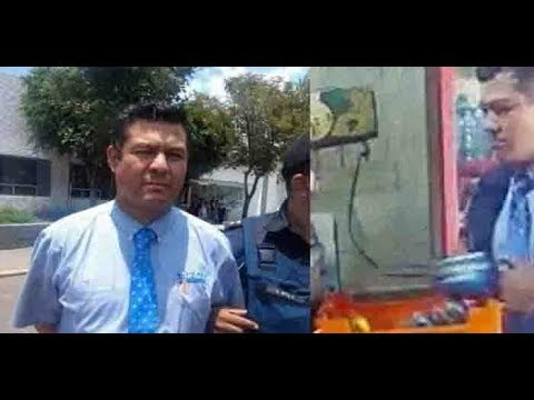 REPARTIDOR DE BIMBO RATERO. ROBA CHOCO ROLES A VIEJITO EN SU TIENDA