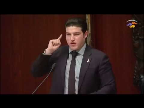 FUÉ MUY CARO HABER LLEGADO A APRENDER A RELACIONES EXTERIORES. LE ESCUPE SAMUEL GARCÍA A VIDEGARAY