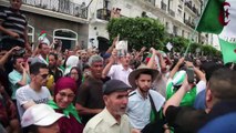 Une foule de manifestants à Alger malgré un important dispositif policier