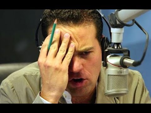 ACUSAN A AMLO DE CENSURA CONTRA CARLOS LORET DE MOLA. SALE DE RADIO CENTRO ¡ADIÓS CHAYOTERO!