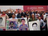 ¡AMLO CUMPLE! SE COMPROMETE A DEFINIR QUÉ PASÓ CON LOS 43 NORMALISTAS DE AYOTZINAPA