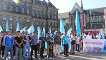 Uygur Türkleri Hollanda'da Çin'i protesto etti - AMSTERDAM