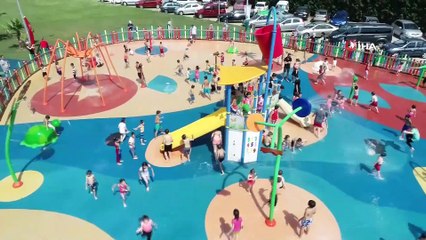Çocuklar hem kaydı, hem serinledi...Bursa’nın ilk su oyunları parkı havadan görüntülendi