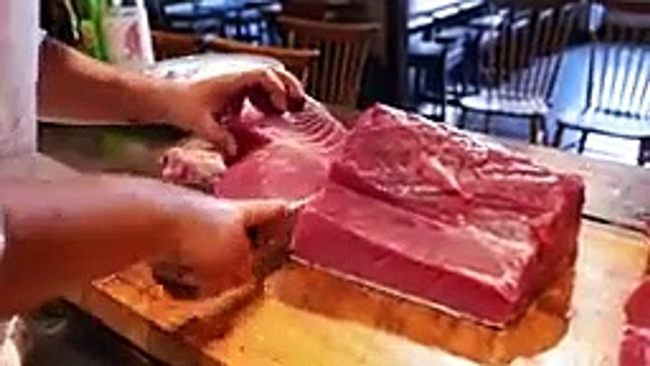Giant Bluefin Tuna Fish Cutting Sashimi Bowl Tokyo Jsapan