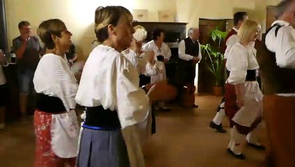 DANSE FOLKLORIQUE 2