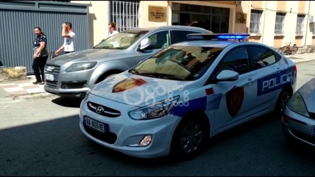 RTV Ora - Trafik droge drejt Malit të Zi, Gjykata e Shkodrës lë në burg 3 nga 5 të arrestuarit