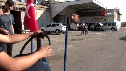 17 yaşındaki genç mucit Mardin'in ilk yerli otomobilini yaptı