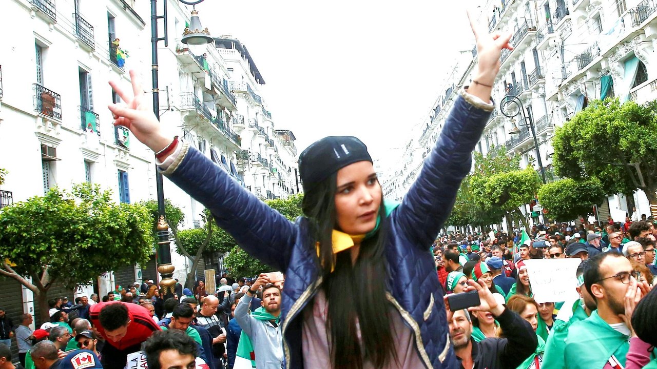 'No to dictatorship!': Algerians rally on independence day