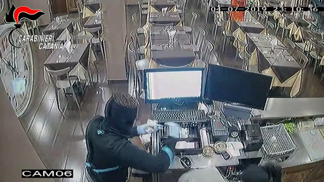 Zafferana Etnea (CT) - Assalto armato in un ristorante arrestati 3 rapinatori (06.07.19)