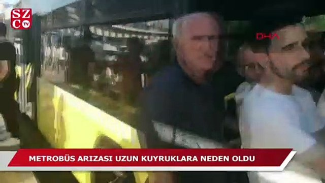 Bir metrobüsün arızası sonucu uzun kuyruklar oluştu