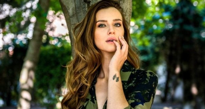 Sen Anlat Karadeniz'in Nefes'i bikinili pozuyla bikinili pozuyla takipçilerinin nefesini kesti