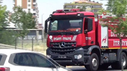 Kurumuş otlar alev aldı, vatandaşlar zor anlar yaşadı