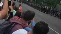 Le passage des coureurs du Tour de France