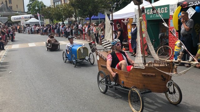 Course de voitures à pédales