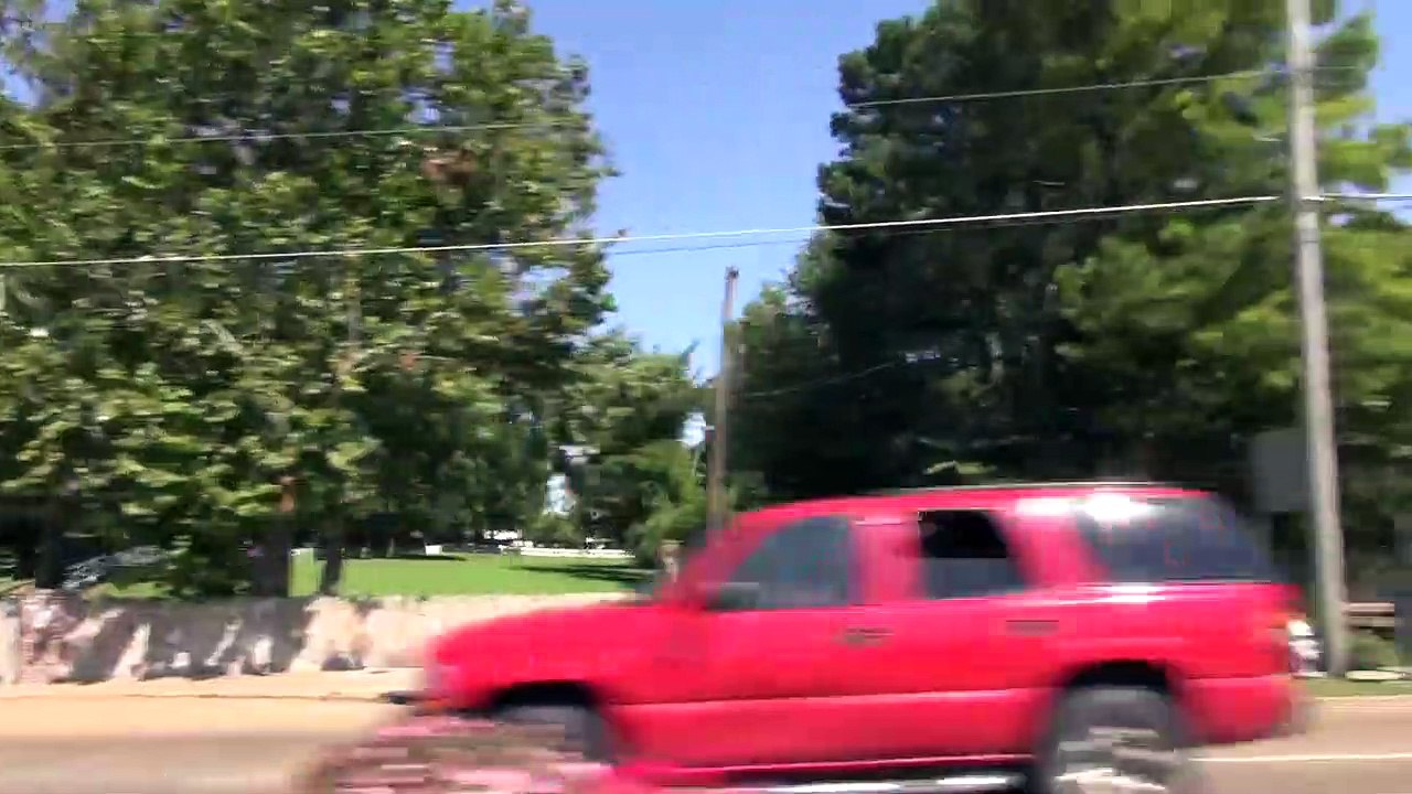 Elvis' Father's Home beside Graceland Vernon Presley Dolan Drive A Closer Look.. Did You Know?