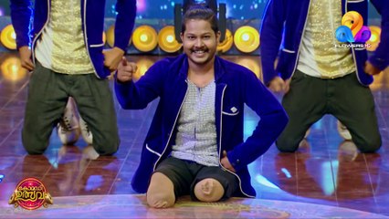 ആത്മ വിശ്വാസം കൈമുതലാക്കി കലയുടെ കരുത്തുമായി മുന്നേറുന്ന കലാകാരൻ അനീഷ്..!!