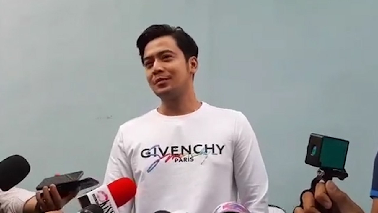 LIVE REPORT: Curhat Kriss Hatta usai Divonis Bebas dari Bui